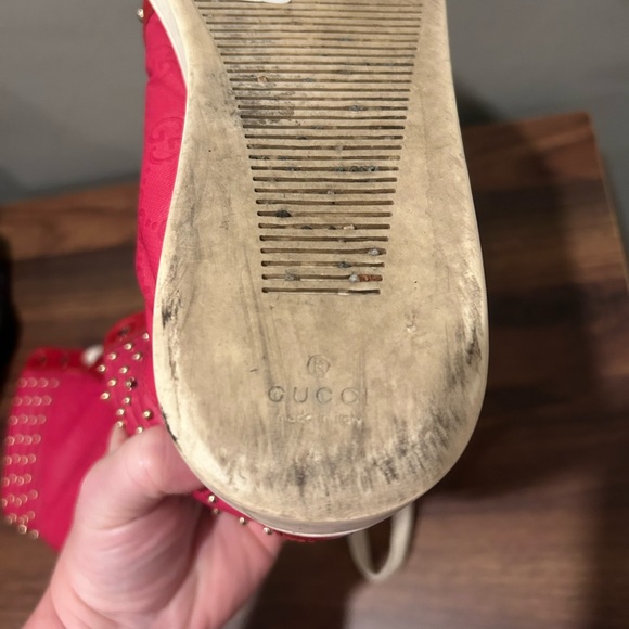 Gucci Dapper Dan Two Toned Sneakers - Picture 8 of 12